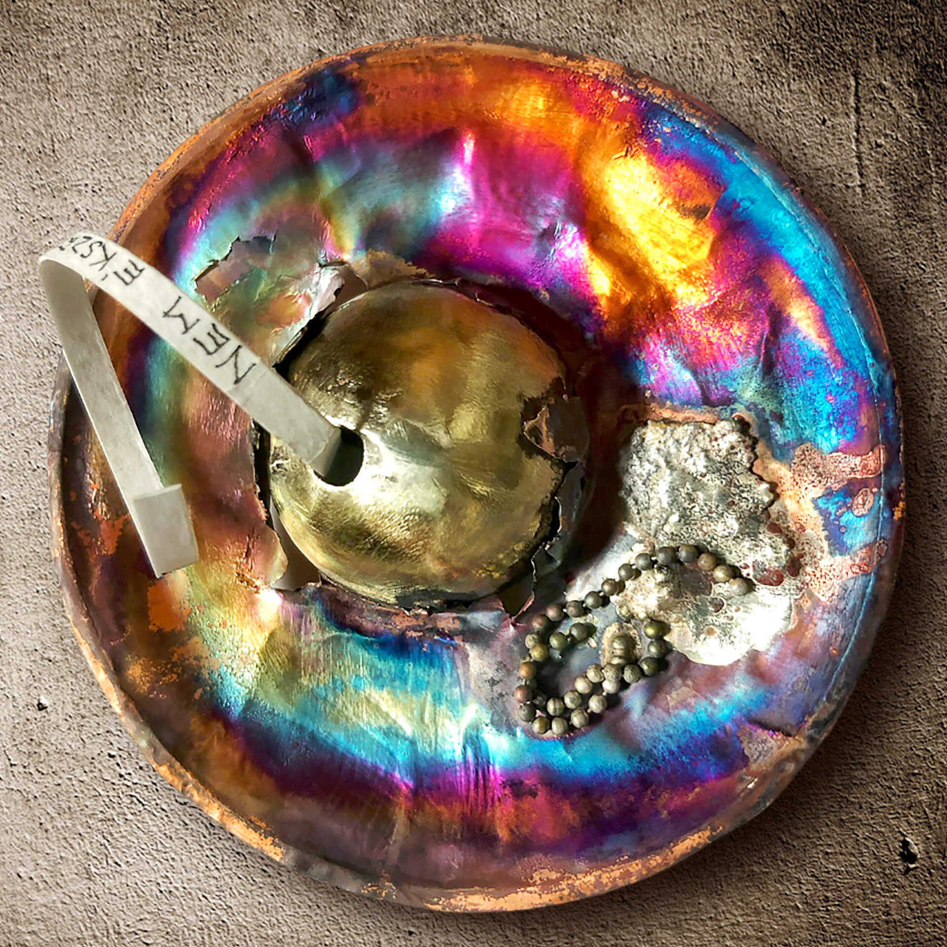 Nosztalgia és ékszertervezés - Gábor Vica: „Nem ékszer, nem tárgy”