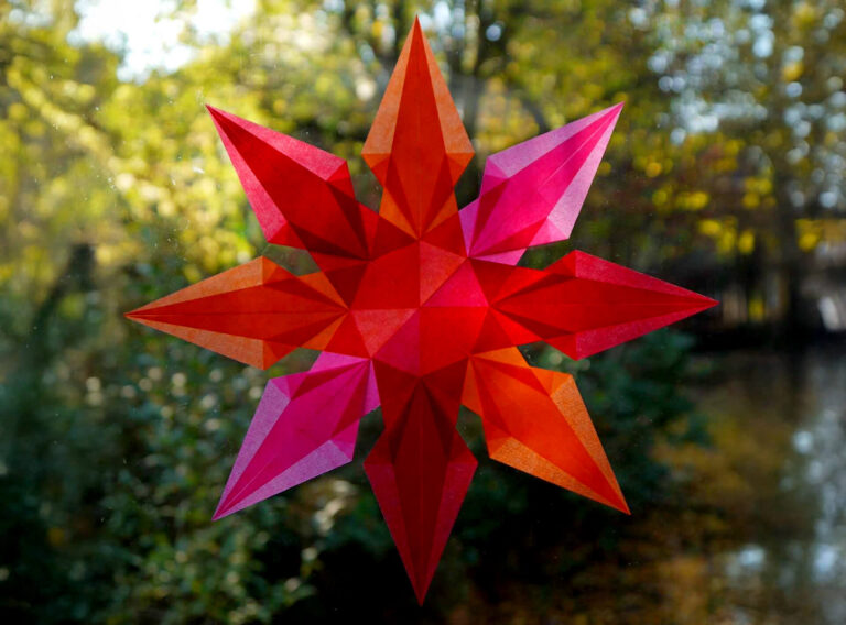 Szakralitás az iparművészetben - Origami - Hunyadvári Szilvia
